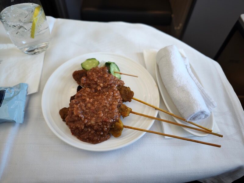 マレーシア航空　ビジネス　食事