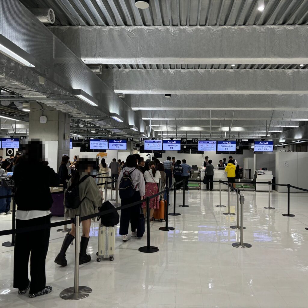 成田空港チェックイン